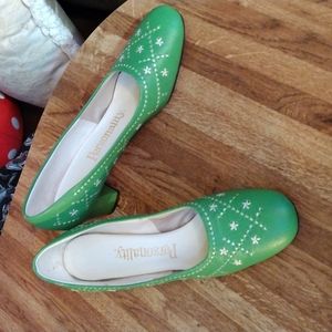 Box#0 50/60's  leather with white stitching design Personality heels.